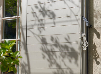 Détail volet aluminium Montagnard de Préfal